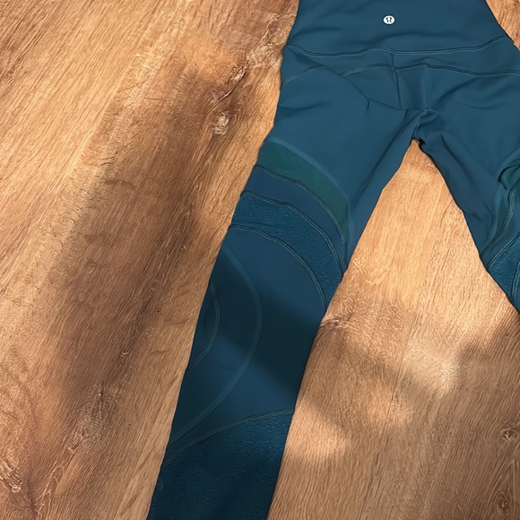 Lululemon leggings - Picture 6 of 6